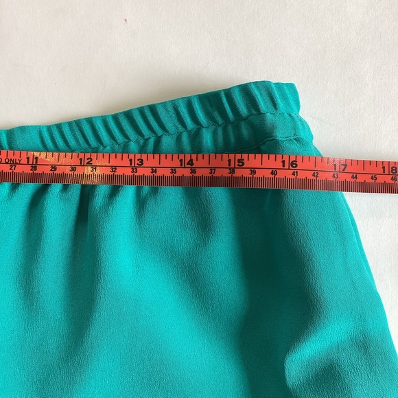 ADRIANA PAPPELL 100% silk 2 piece skirt set - Picture 9 of 12